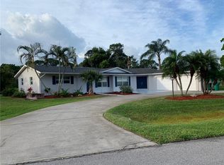 38 8th St, Bonita Springs, FL 34134