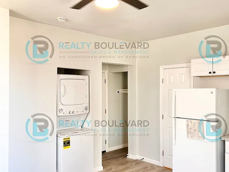 651 Elko Ave — Photo 39