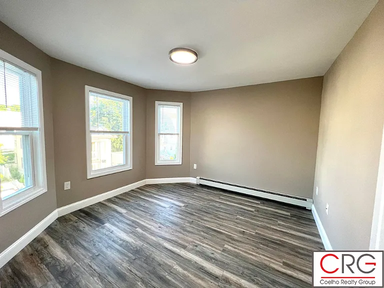 14 Vermont Ave #3 — Photo 27