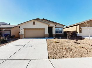 801 Desert Senna Ave SW, Los Lunas, NM 87031
