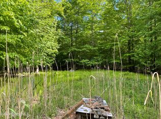 367 Momrow Rd, Sand Lake, NY 12153