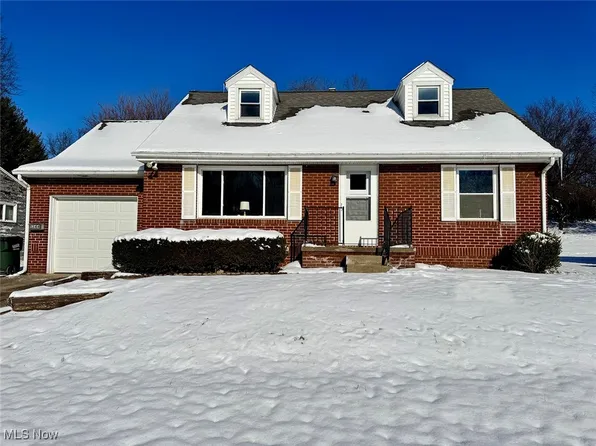 1344 Dunkeith Dr NW, Canton, OH 44708