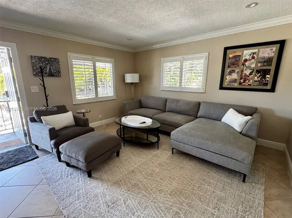 1460 NE 18th St APT 213, Fort Lauderdale, FL 33305