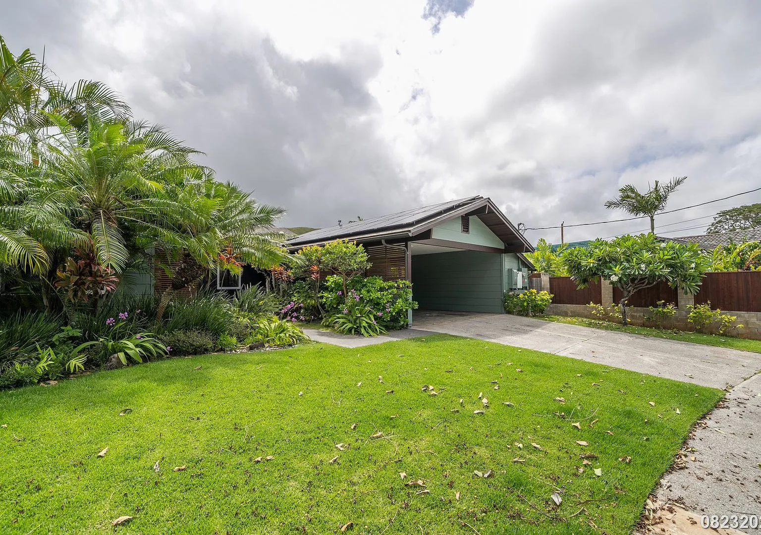 $9,195 / 3br 3ba 1,816 Sf Private Executive Kailua Home With Spa, Pv & Battery Backup | Available... — Photo 3
