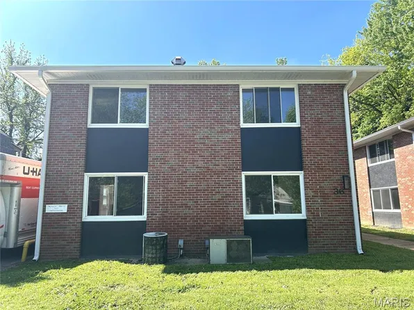 32 N 98th St, Belleville, IL 62223