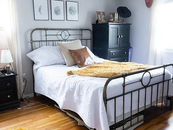 5th image of 23 Ledge Hill Rd #1