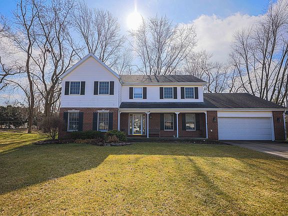 2nd image of 256 Lake Lawn Ct