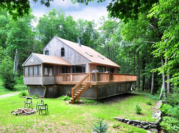 154 Brook Ln, Tolland, MA 01034