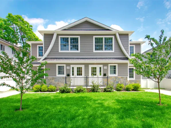 30 Kirkwood Road #A and B, Port Washington, NY 11050