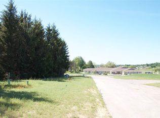 5208 Lone Maple Dr, Traverse City, MI 49685