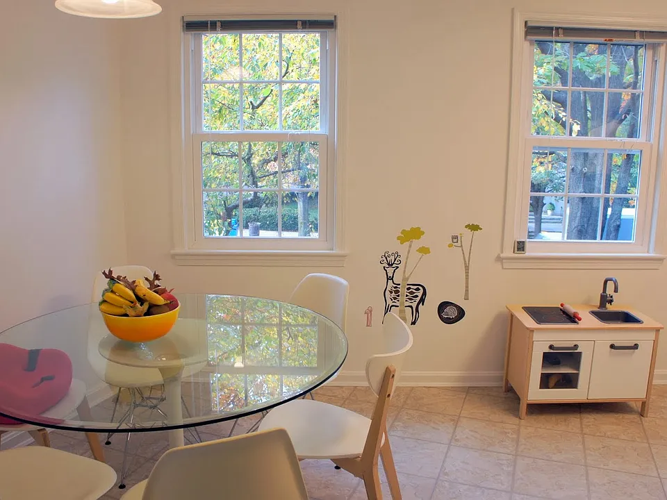 Breakfast nook