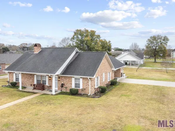 38389 Oakleigh Ln, Prairieville, LA 70769