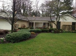 505 Riverside Dr, Rossford, OH 43460
