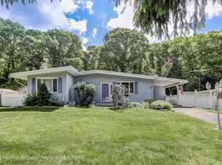 198 Parkview Ter, Lincroft, NJ 07738