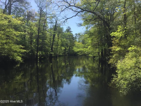 6 Highway 53 W, Burgaw, NC 28425