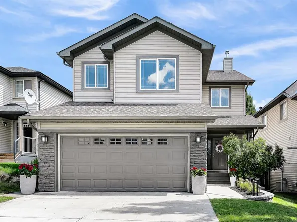 71 W Westmount Cir, Okotoks, AB T1S 0B7