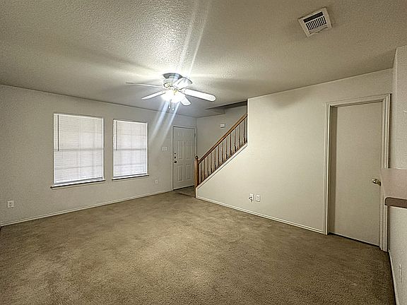 3rd image of 313 Creek St APT C
