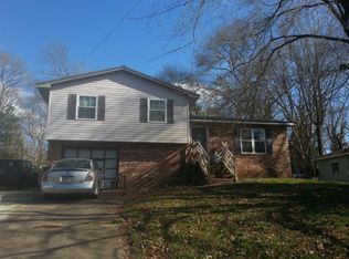 1904 Kenneth St, Fultondale, AL 35068