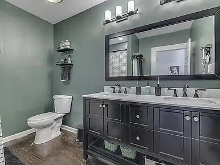 818 Parkway Ave — Photo 23