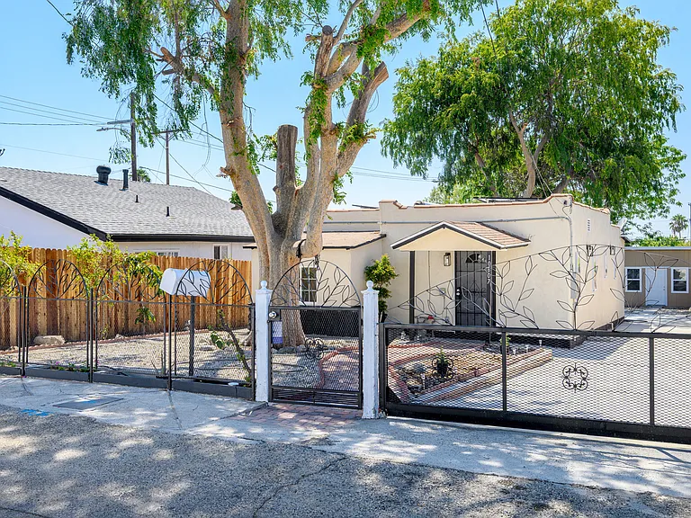 10607 Whitegate Ave — Photo 34