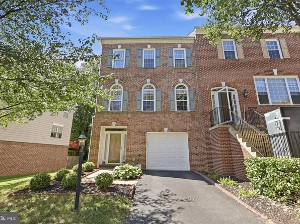4714 Caronia Way, Fairfax, VA 22030
