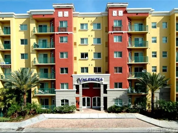 6001 SW 70th St APT 509, South Miami, FL 33143