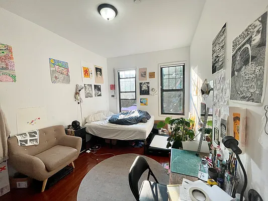 Rented by Ink Realty Services LLC | media 22