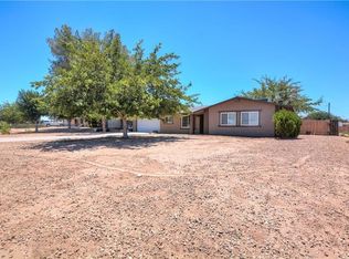 20645 Sitting Bull Rd, Apple Valley, CA 92308
