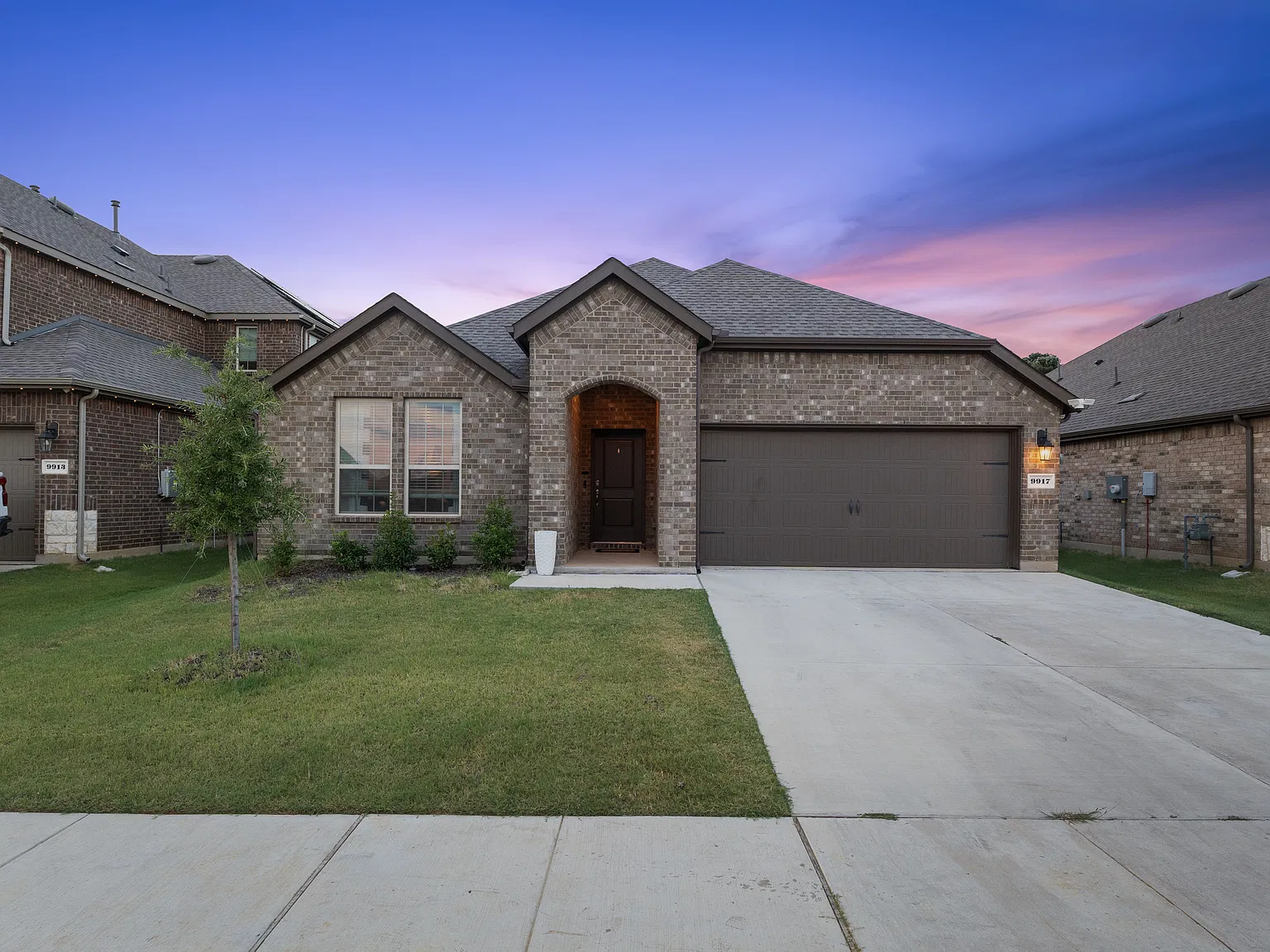 4 bed, 2035 sqft, $2,450 — Photo 1