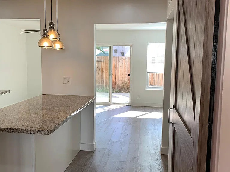 1552 Regent St #2 — Photo 2