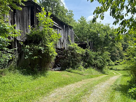 45th image of 131 Gibson Hollow Rd