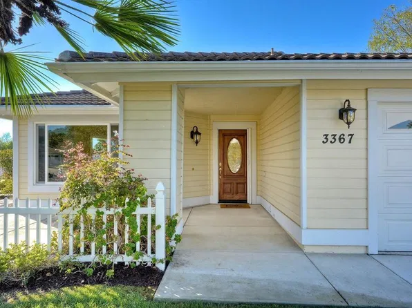 3367 Corte Tiburon, Carlsbad, CA 92009