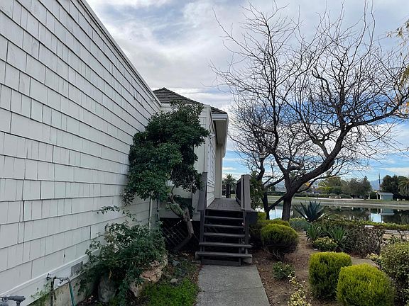 3rd image of 1123 Shoal Dr