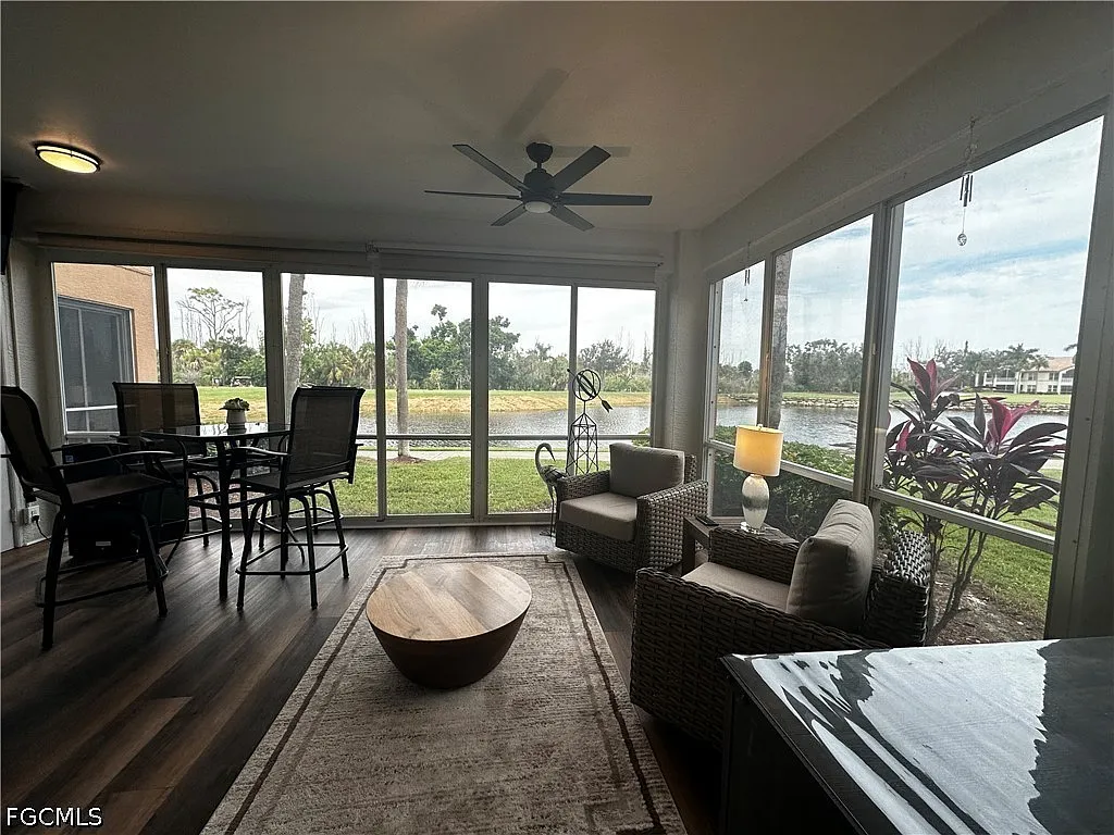 2 bed, 2.0 bath, 1499 sqft, $4,875 — Photo 4