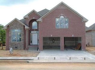 134 Clarendon Trce, Clarksville, TN 37043