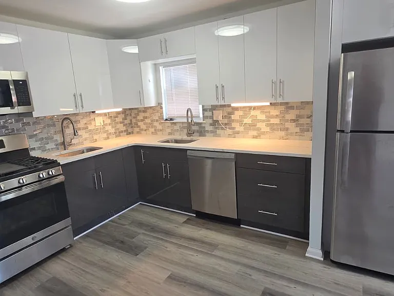 10845 Rennard St #2 — Photo 1