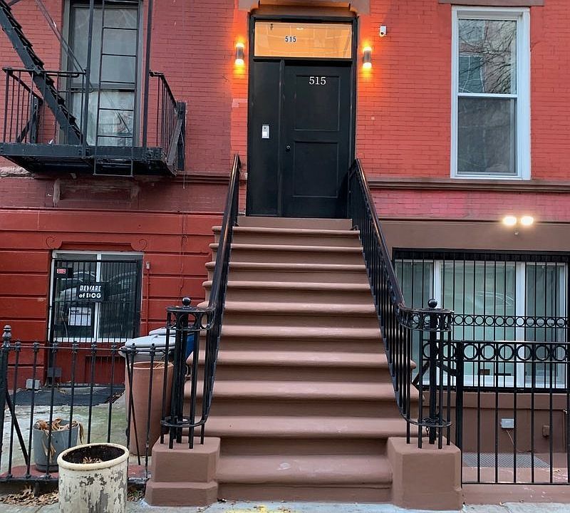 1st image of 515 E 118th St #2