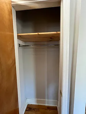 Rented by BRICK & GALO REALTY CORP | media 26