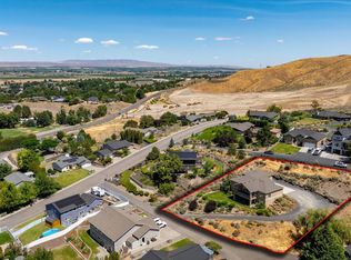 1306 Desert Cv, Prosser, WA 99350