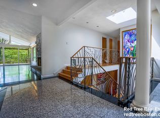 128 Baldpate Hill Rd, Newton, MA 02459