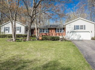 126 Acorn Dr, Glenville, NY 12302