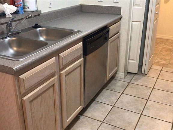 3rd image of 8849 Latrec Ave APT 108