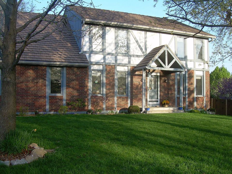 shaded corner lot
