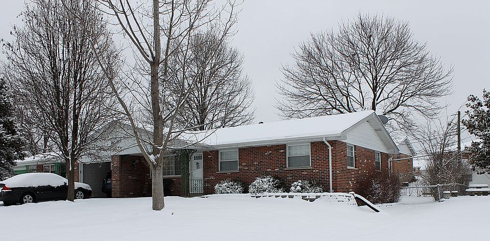 2nd image of 9618 Myra Ct