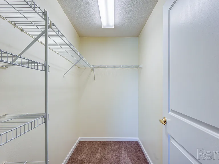 Charleston Place — Photo 7