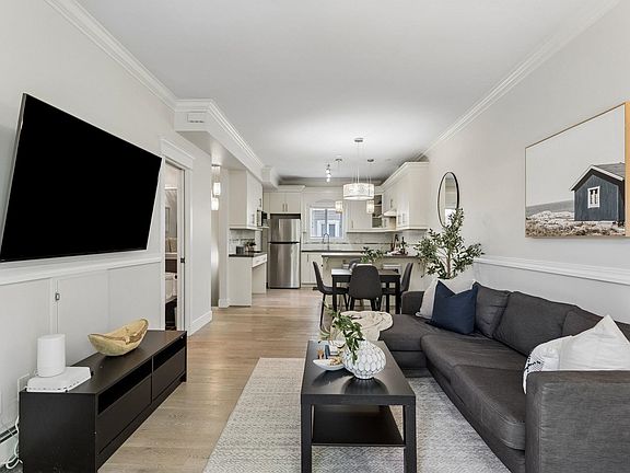 5th image of 3488 Sefton St #203