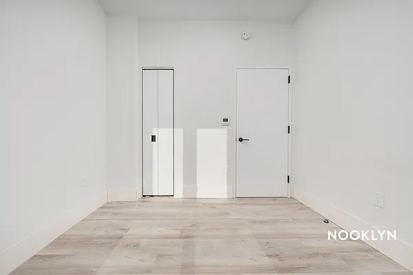 Rented by Nooklyn NYC LLC | media 9