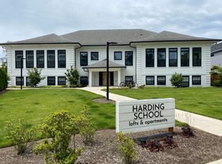 601 S Wynooski St #204, Newberg, OR 97132