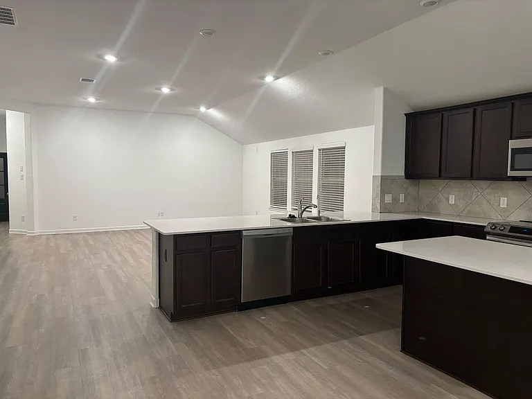 3731 Homestead Ridge Ln — Photo 8