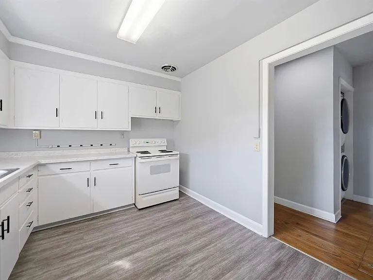 323 N Potomac St #2 — Photo 12